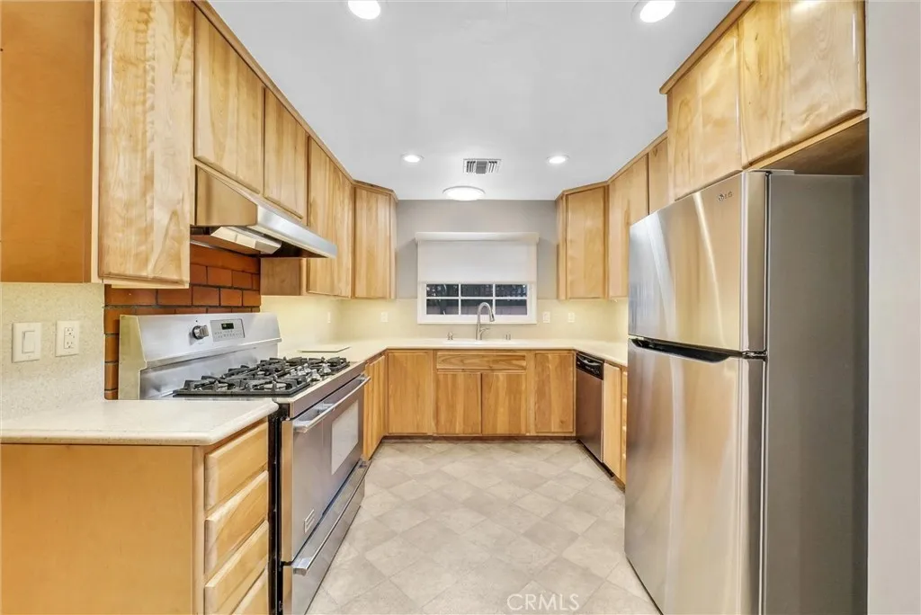 6628 N Muscatel, San Gabriel, California 91775 home-pic-18