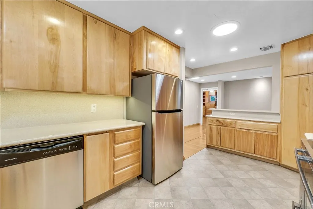 6628 N Muscatel, San Gabriel, California 91775 home-pic-20