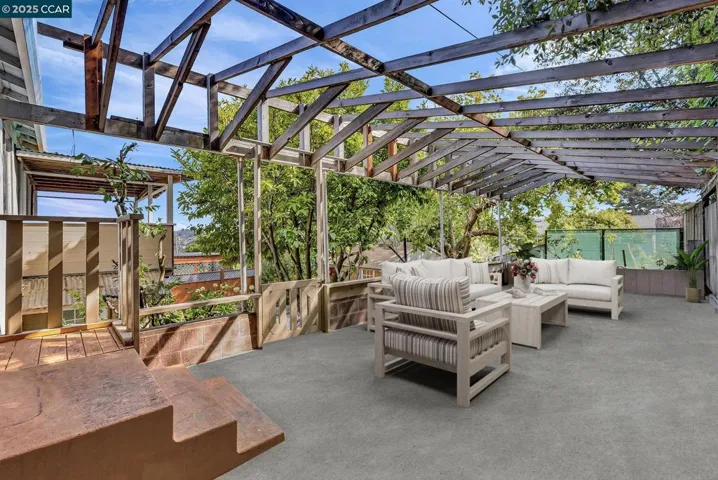 2154 Pyramid Dr., Richmond, California 94803