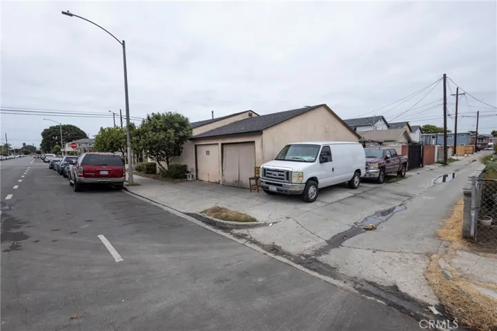 Unit1-3 Garage