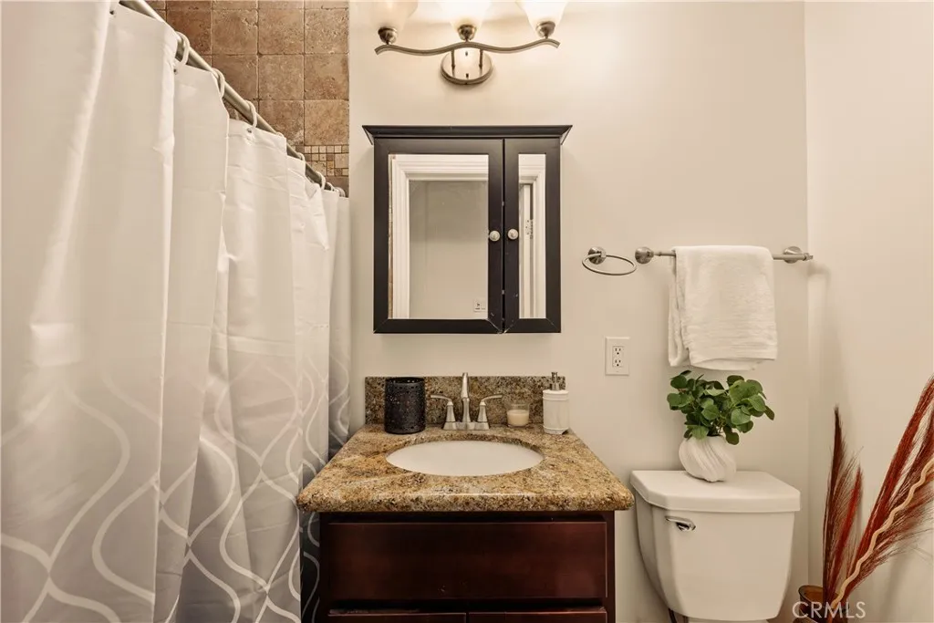 7314 Summitrose Street, Tujunga, California 91042 home-pic-10