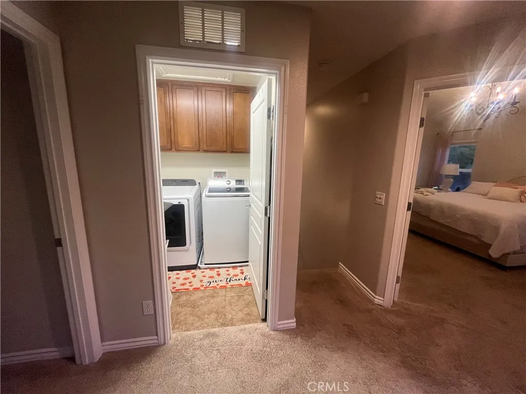 34221 Toyon Ct, Lake Elsinore, California 92532 home-pic-20