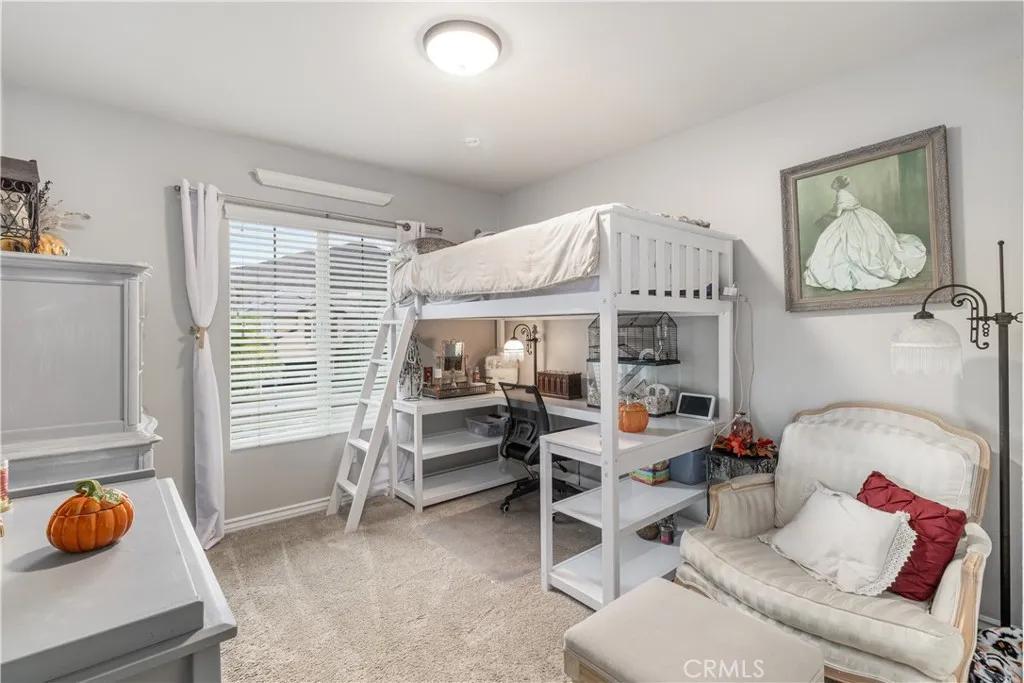 34221 Toyon Ct, Lake Elsinore, California 92532 home-pic-21