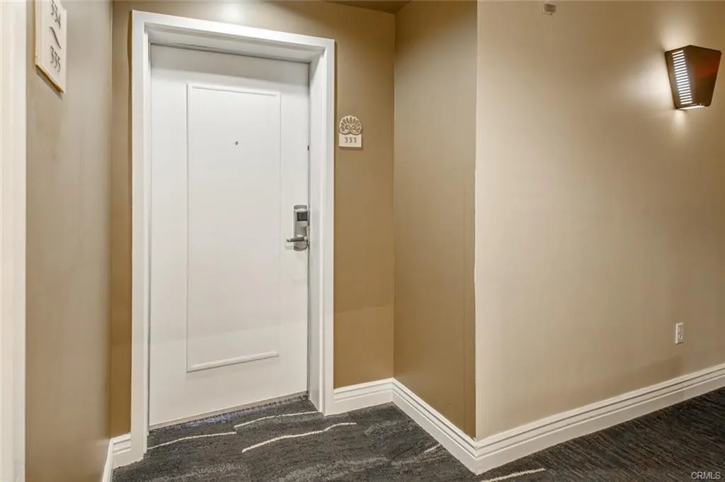 1300 The Strand 333, Hermosa Beach, California 90254 home-pic-8