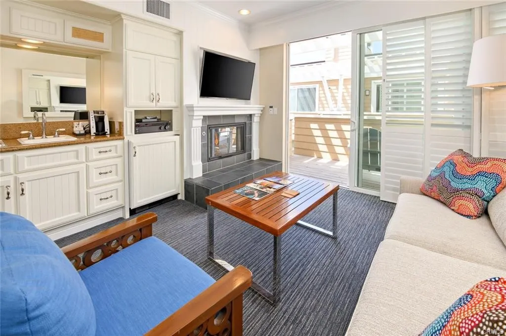 1300 The Strand 333, Hermosa Beach, California 90254 home-pic-14