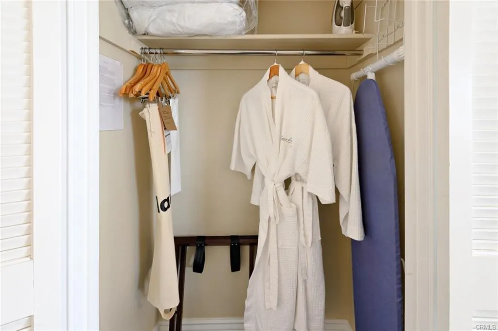 1300 The Strand 333, Hermosa Beach, California 90254 home-pic-16