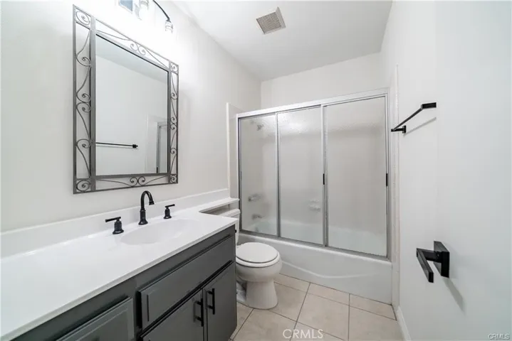 Staged photos from previous listing.