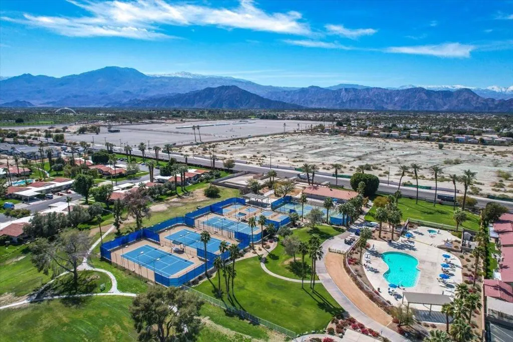 82570 Delano Drive, Indio, California 92201 home-pic-60