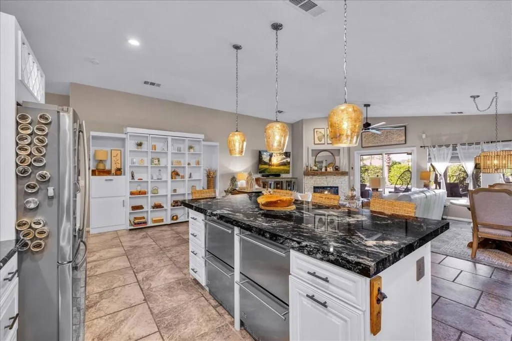 82570 Delano Drive, Indio, California 92201 home-pic-11