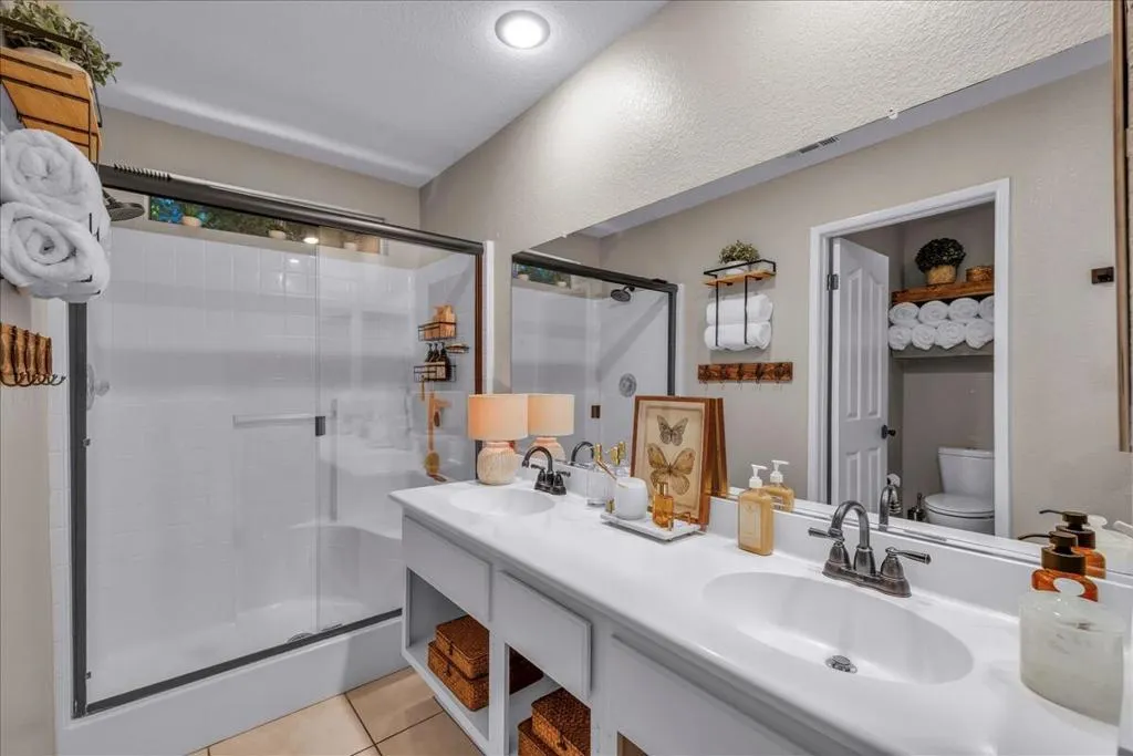 82570 Delano Drive, Indio, California 92201 home-pic-16