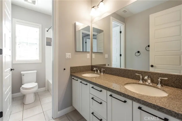 56 Wild Rose, Lake Forest, California 92630