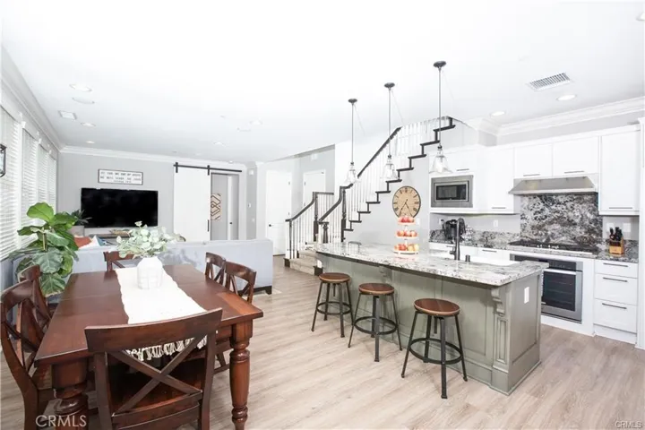 56 Wild Rose, Lake Forest, California 92630
