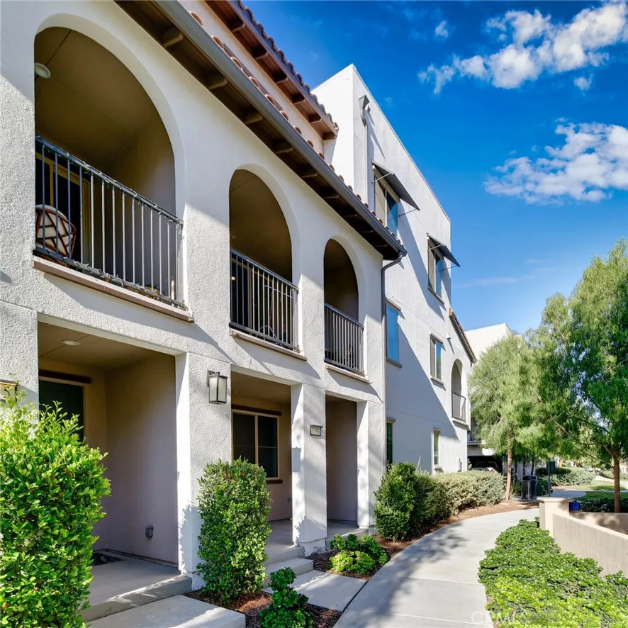 8417 Explorer St, Chino, California 91708 home-pic-2