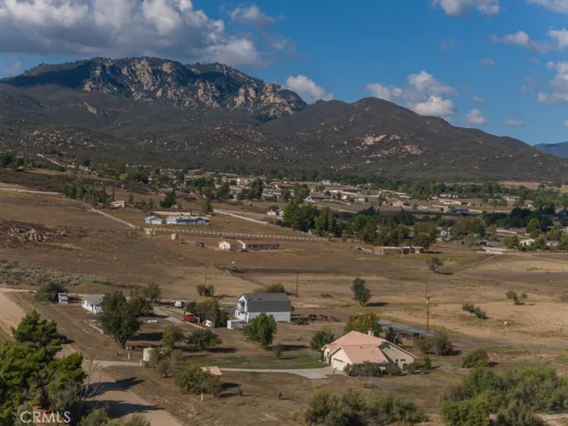41060 Lakeshore Boulevard, Aguanga, California 92536