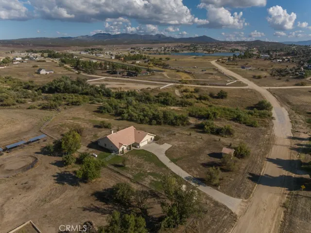 41060 Lakeshore Boulevard, Aguanga, California 92536