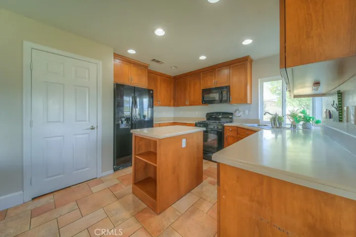 41060 Lakeshore Boulevard, Aguanga, California 92536