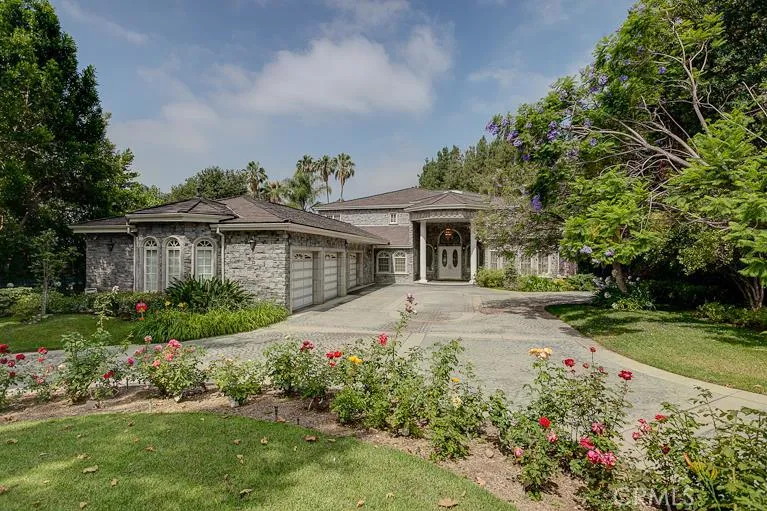 1601 Highland Oaks Drive, Arcadia, California 91006, 5 Bedrooms Bedrooms, ,6 BathroomsBathrooms,Residential Lease,For Rent,Highland Oaks,WS25221620