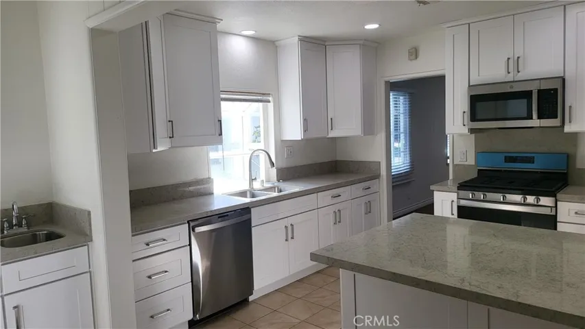 412 N Wayne Avenue, Fullerton, California 92833