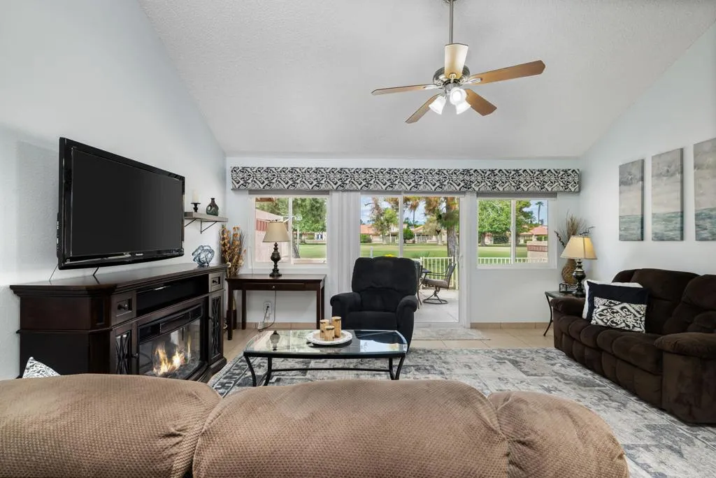 49101 Taylor Street, Indio, California 92201 home-pic-28