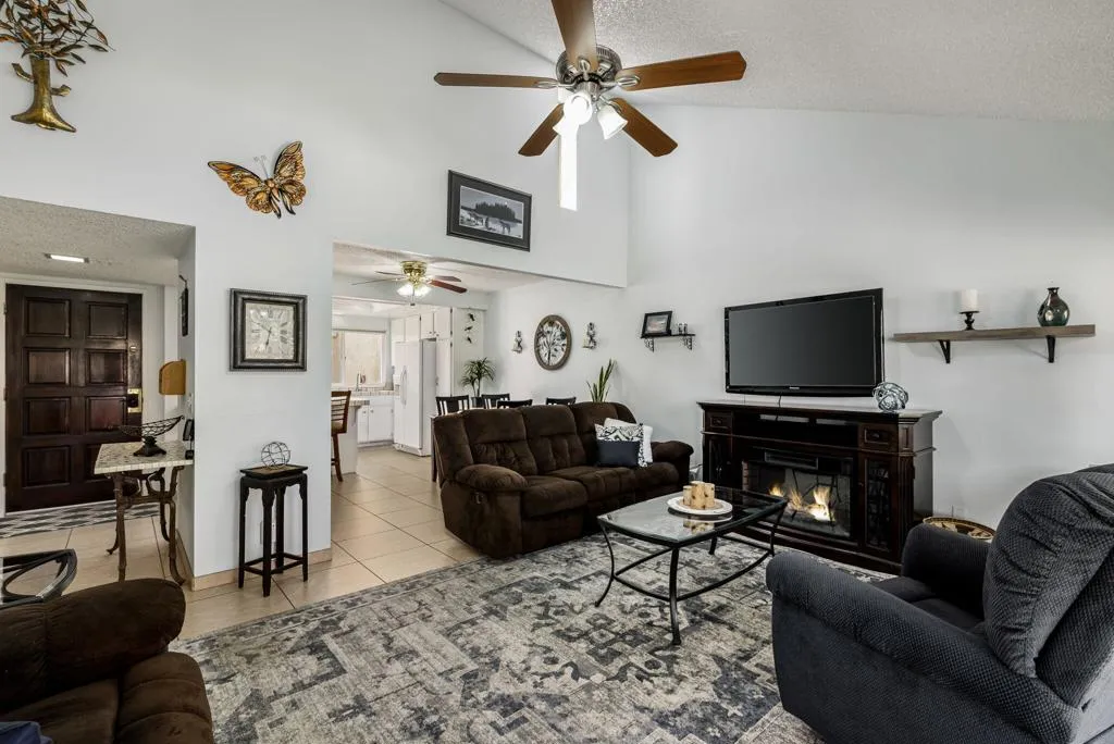 49101 Taylor Street, Indio, California 92201 home-pic-30