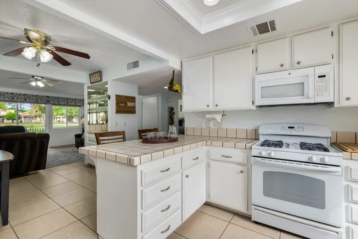 27-web-or-mls-DPtaylor_OPMG_0925_027
