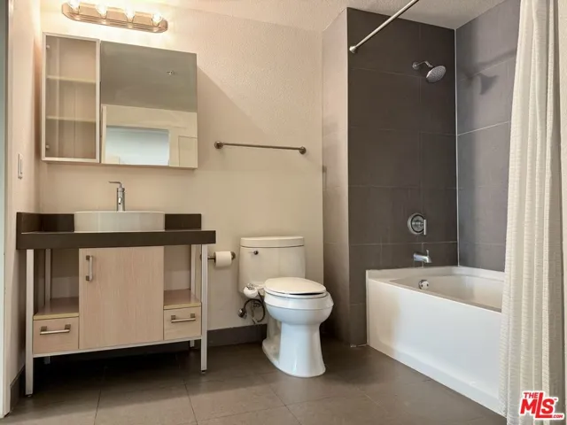 1234 Wilshire Boulevard 526, Los Angeles, California 90017