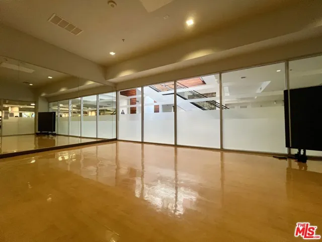 1234 Wilshire Boulevard 526, Los Angeles, California 90017