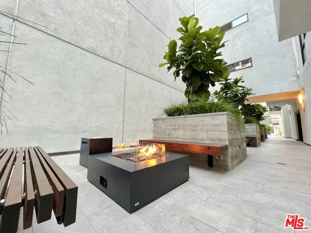 1234 Wilshire Boulevard 526, Los Angeles, California 90017