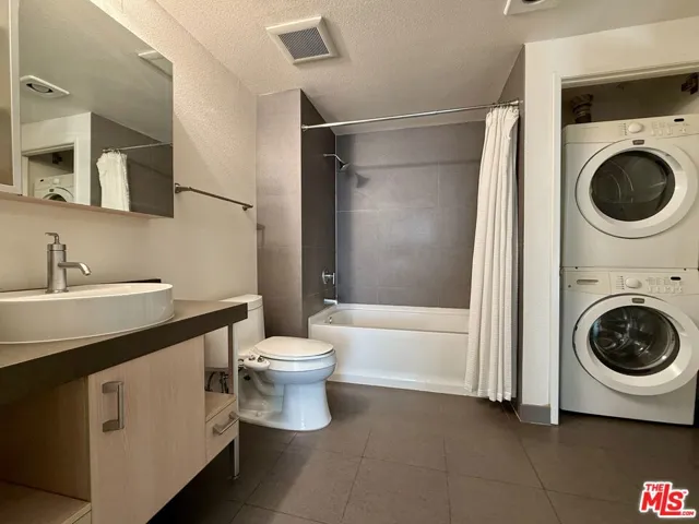1234 Wilshire Boulevard 526, Los Angeles, California 90017
