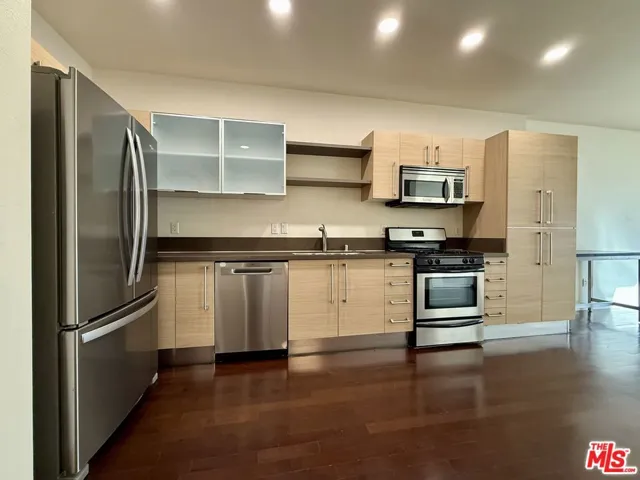1234 Wilshire Boulevard 526, Los Angeles, California 90017