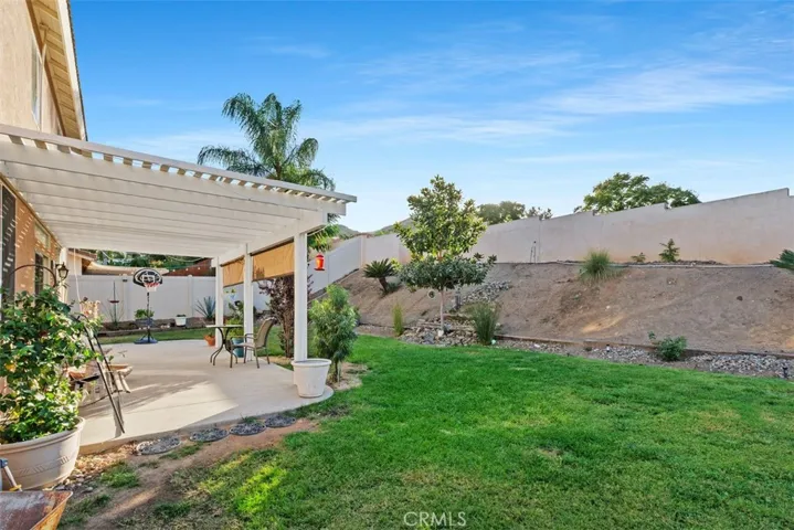 8863 Crest View Dr, Corona, California 92883
