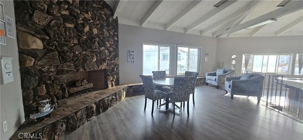 Club house with sitting area & fireplace enjoy the ambuance