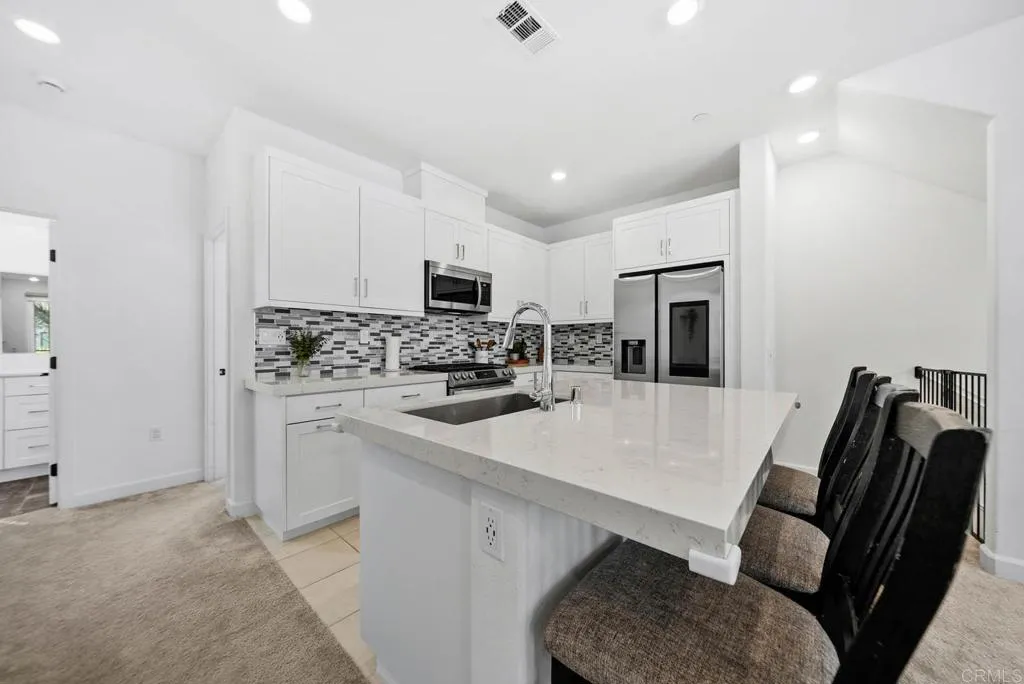 2252 Acara Circle, San Diego, California 92154 home-pic-9