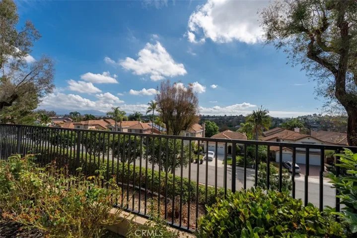 28426 Rancho Grande, Laguna Niguel, California 92677