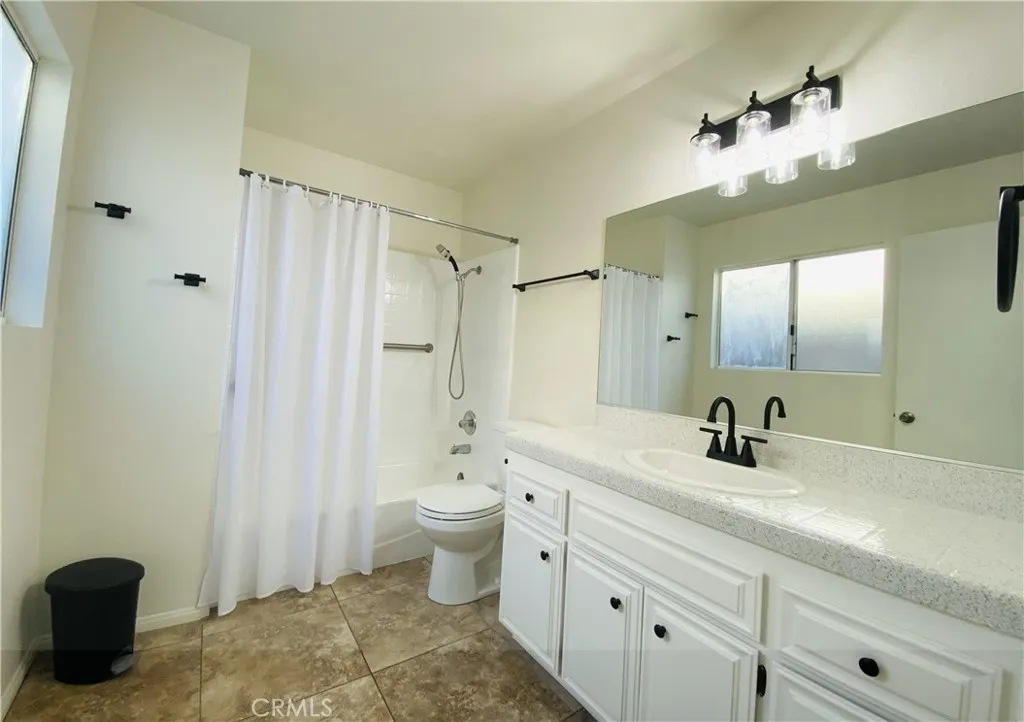 2864 Lynae Way, Hemet, California 92545 home-pic-22