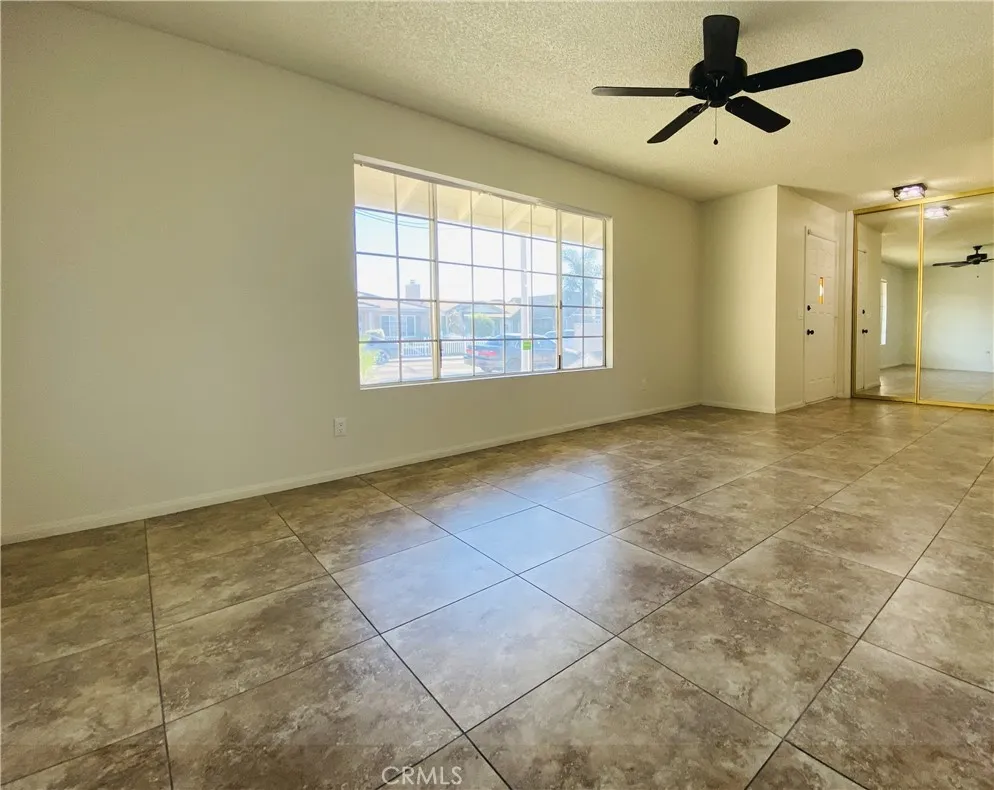 2864 Lynae Way, Hemet, California 92545 home-pic-7