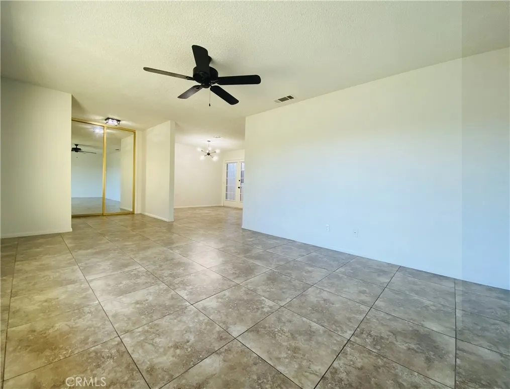 2864 Lynae Way, Hemet, California 92545 home-pic-5