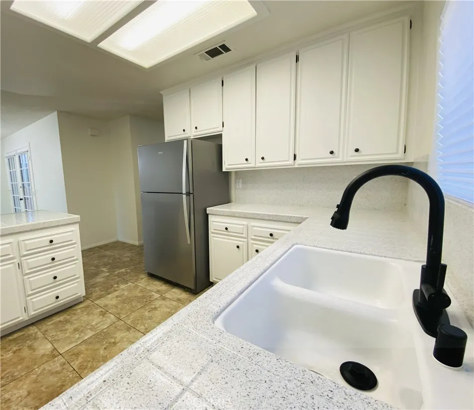 2864 Lynae Way, Hemet, California 92545 home-pic-10