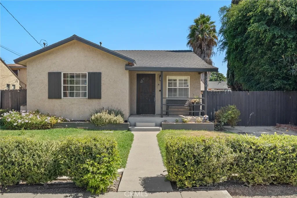 5210 Pacific Ave, Long Beach, California 90805 home-pic-0