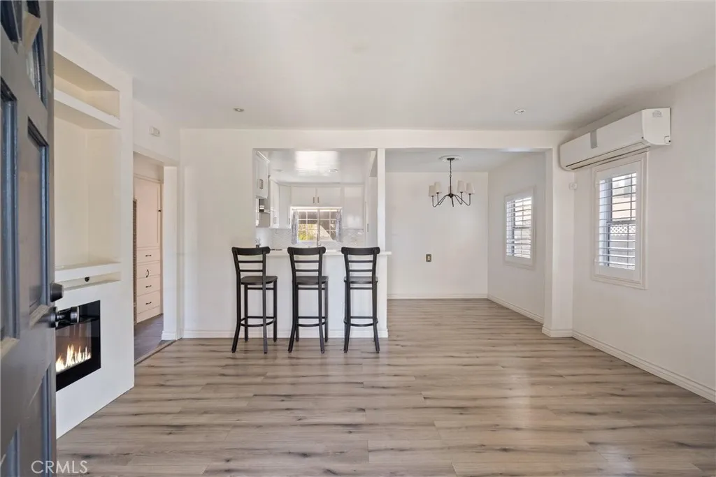 5210 Pacific Ave, Long Beach, California 90805 home-pic-1