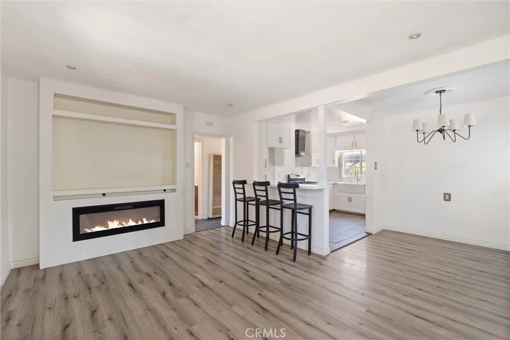 5210 Pacific Ave, Long Beach, California 90805 home-pic-2