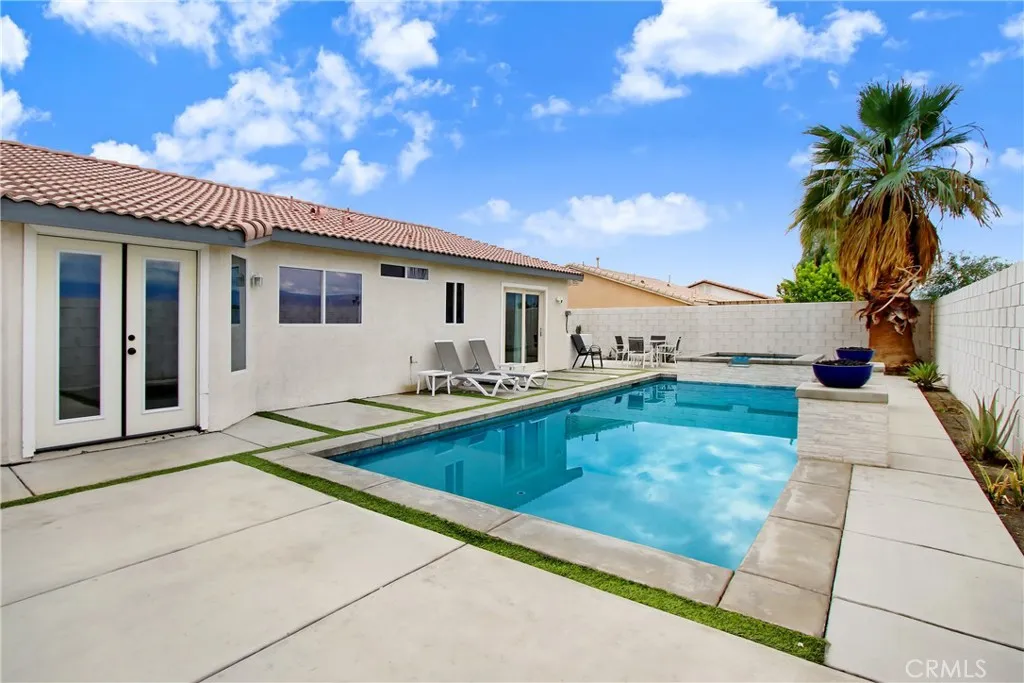 43175 Avenida Estrella, Indio, California 92203 home-pic-22