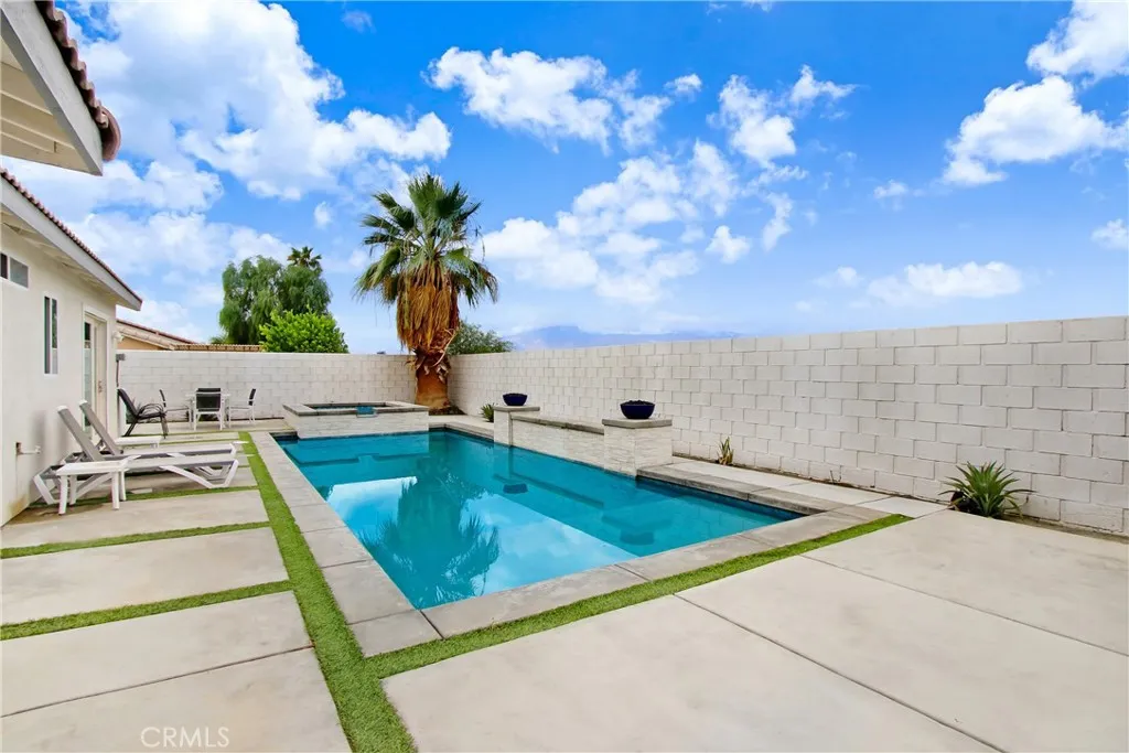 43175 Avenida Estrella, Indio, California 92203 home-pic-24