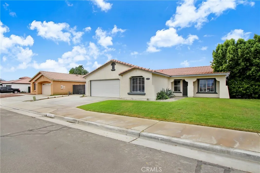 43175 Avenida Estrella, Indio, California 92203 home-pic-1
