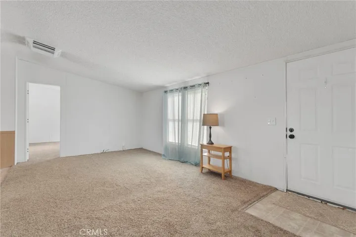 13528 Center Lane, Phelan, California 92371