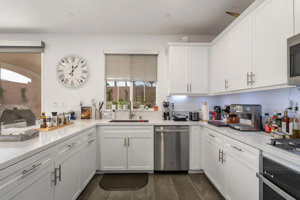 35515 Bains Avenue, Palm Desert, California 92211 home-pic-10