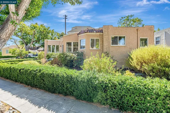 3114 Thompson Ave, Alameda, California 94501