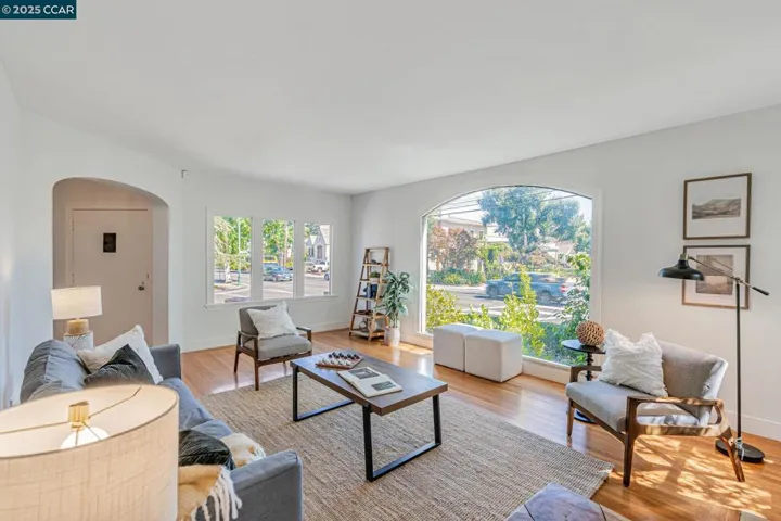 3114 Thompson Ave, Alameda, California 94501