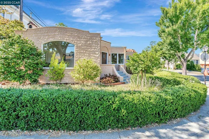 3114 Thompson Ave, Alameda, California 94501