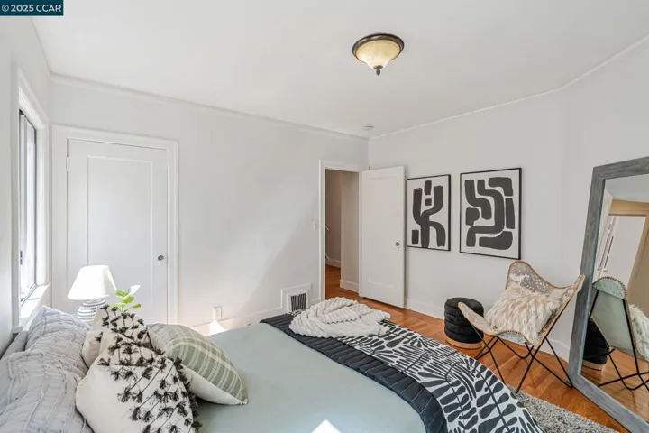 3114 Thompson Ave, Alameda, California 94501